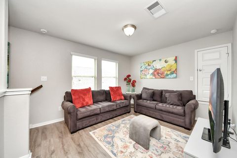 Tiny photo for 5324 Cj Walker Lane, Houston, TX 77048 (MLS # 12581144)