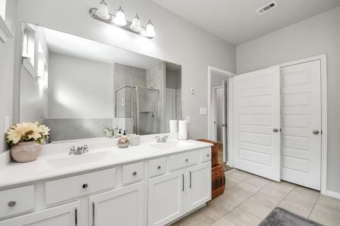 Tiny photo for 5324 Cj Walker Lane, Houston, TX 77048 (MLS # 12581144)