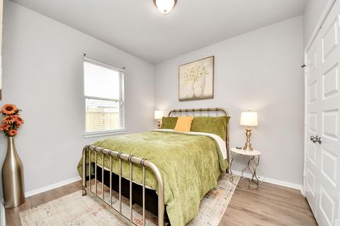 Tiny photo for 5324 Cj Walker Lane, Houston, TX 77048 (MLS # 12581144)