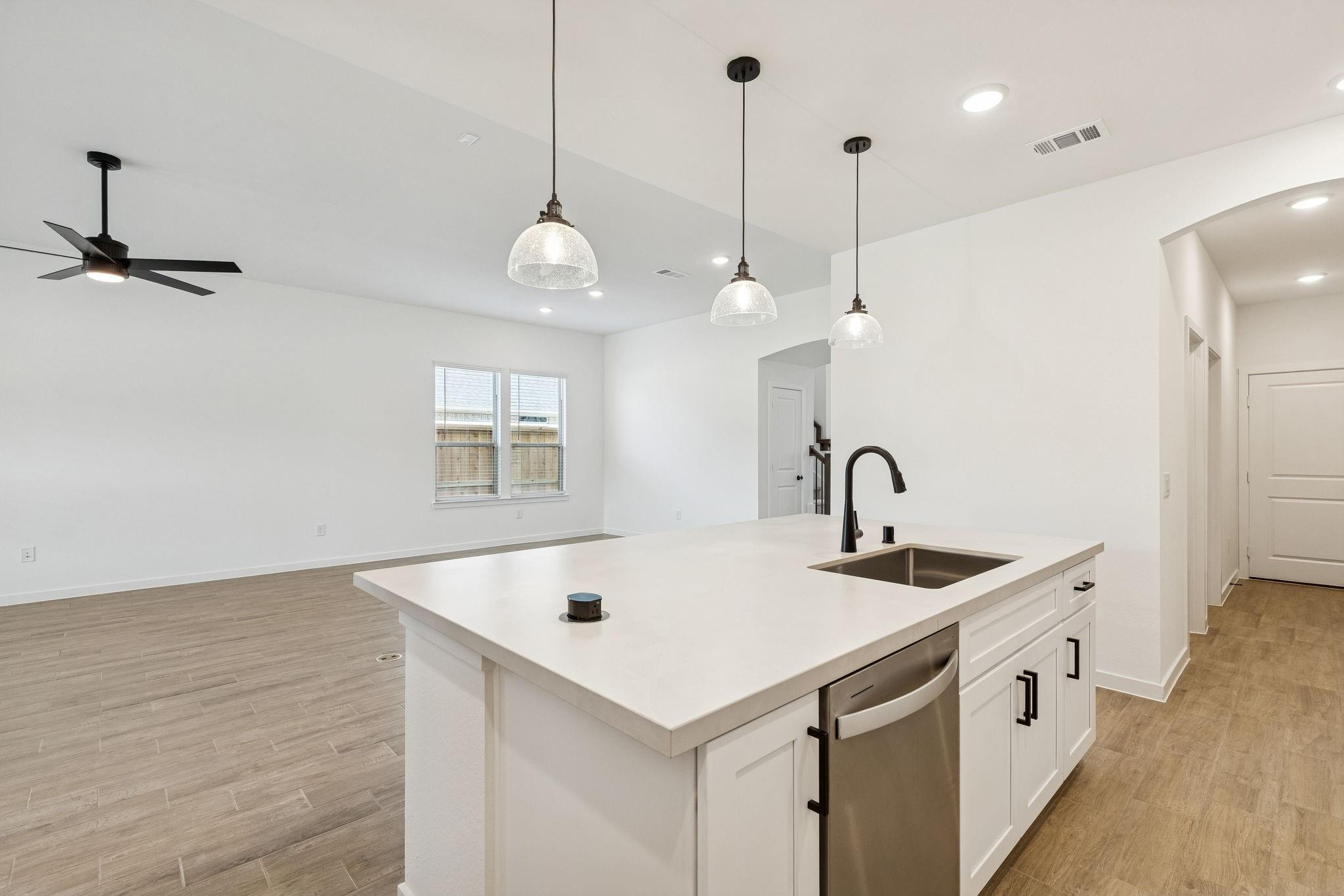 15921 Hayes Market Loop