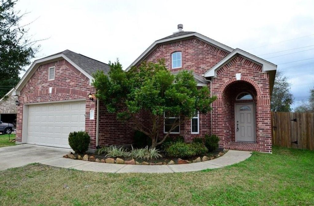 Photo of 9942 Taylor Springs Lane, Tomball, TX 77375 (MLS # 33230307)