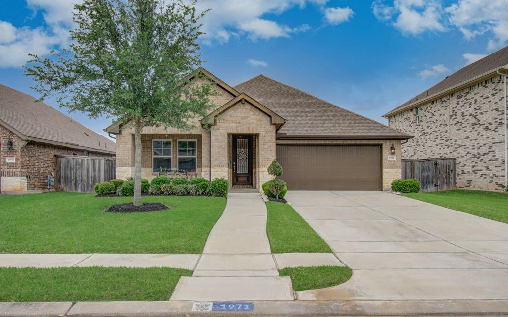 Photo of 1971 Highland Meadows Drive, Pearland, TX 77089 (MLS # 60082705)