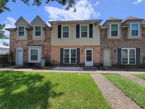 Photo of 1911 Sherwood Forest Street #2, Houston, TX 77043 (MLS # 44856235)