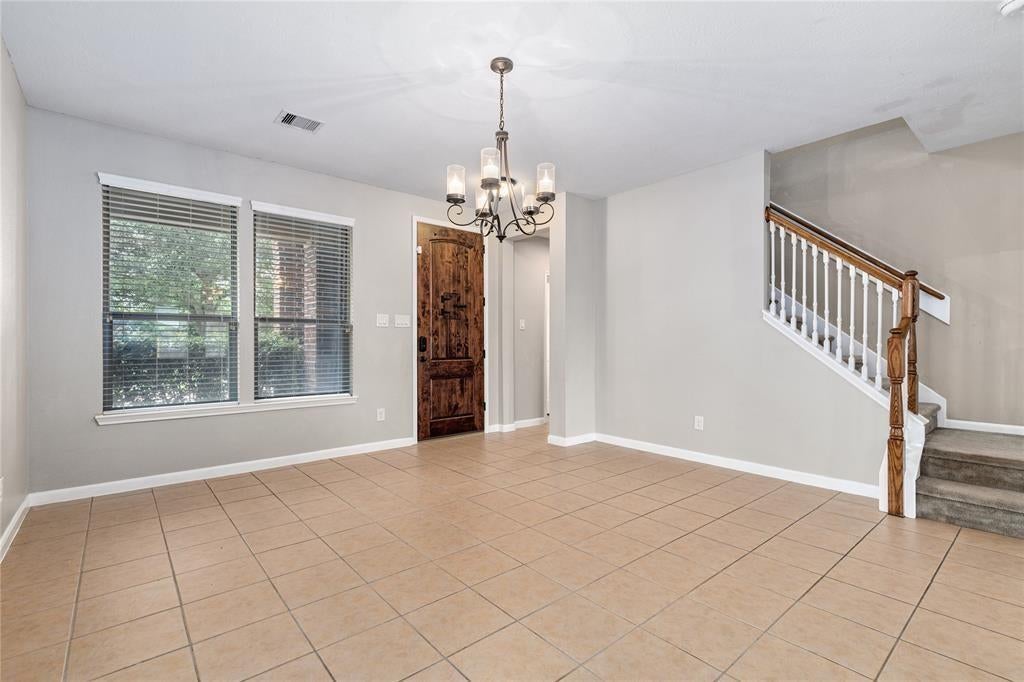 4315 Foster Gardens Lane