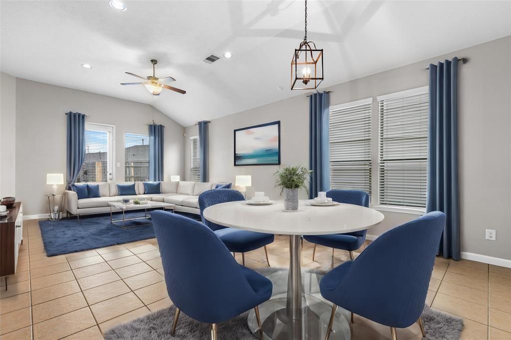 4315 Foster Gardens Lane