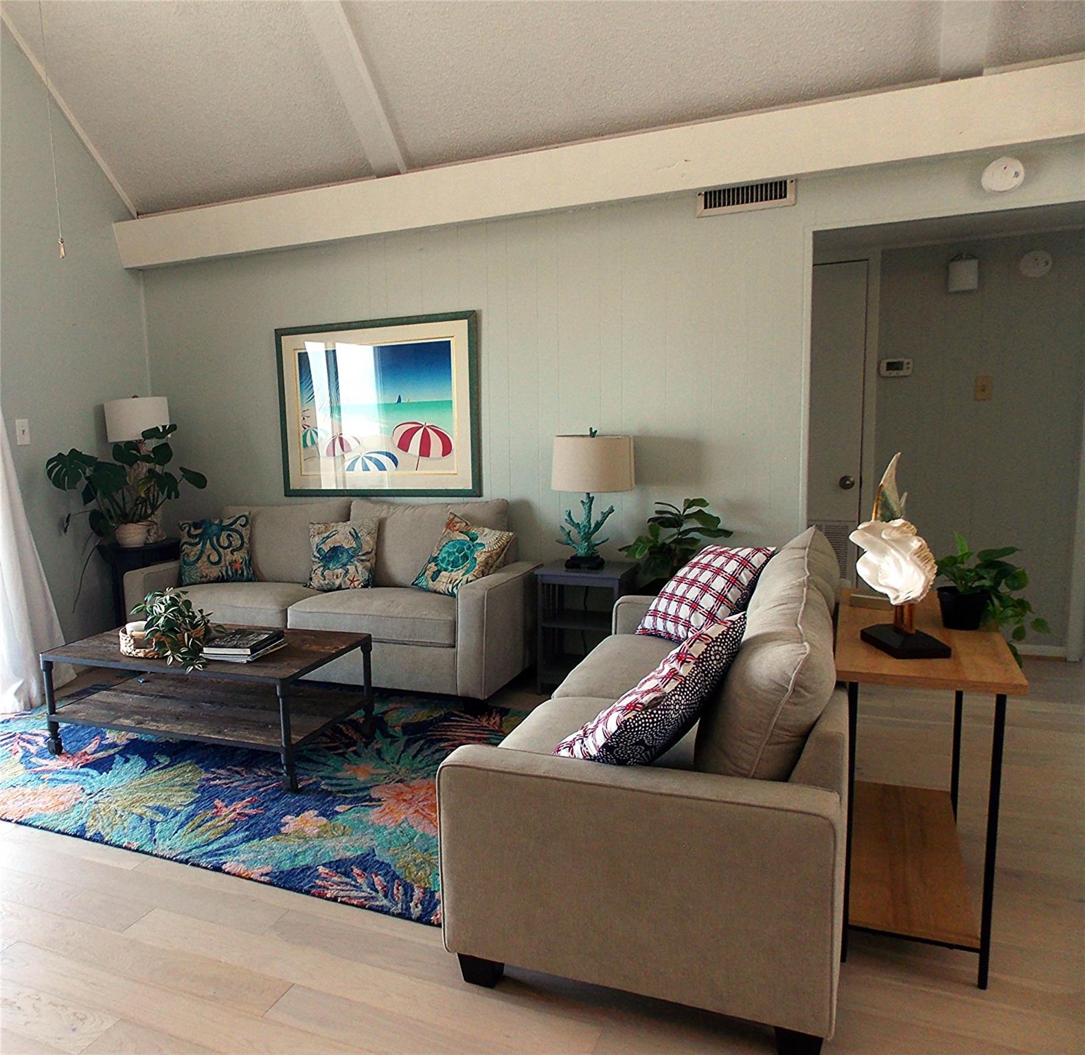 16904 Beachcomber Drive