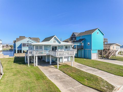 Photo of 16904 Beachcomber Drive, Galveston, TX 77554 (MLS # 55152786)