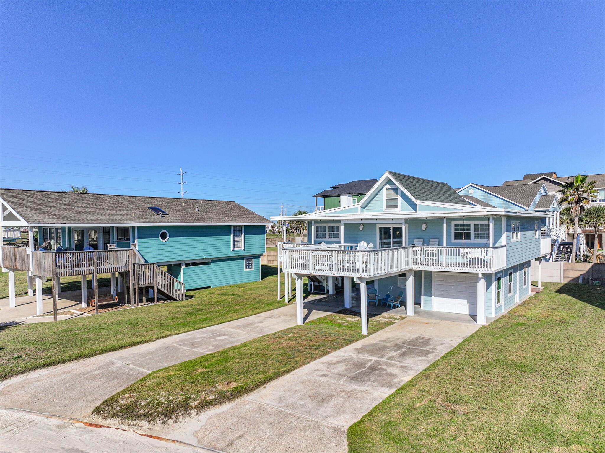 16904 Beachcomber Drive