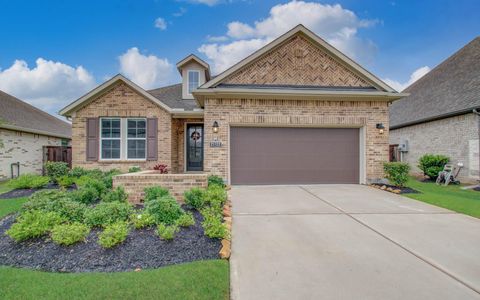 Photo of 21722 Prickly Caterpillar Court, Cypress, TX 77433 (MLS # 29498127)