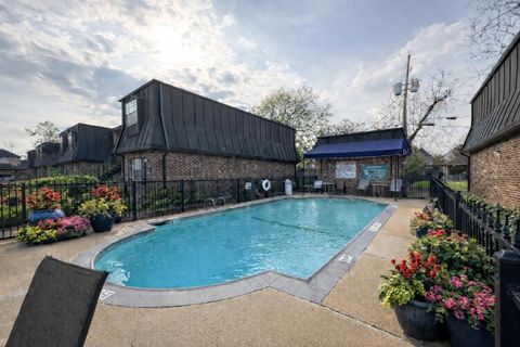 Photo of 1541 Moritz Drive #107, Houston, TX 77055 (MLS # 95108987)