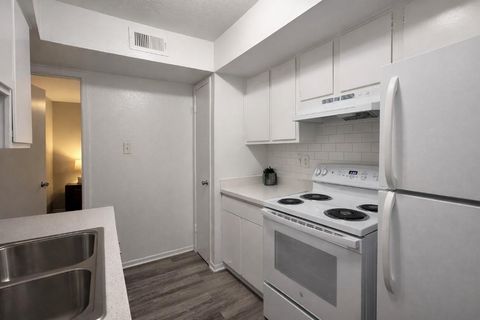Tiny photo for 1541 Moritz Drive #107, Houston, TX 77055 (MLS # 95108987)
