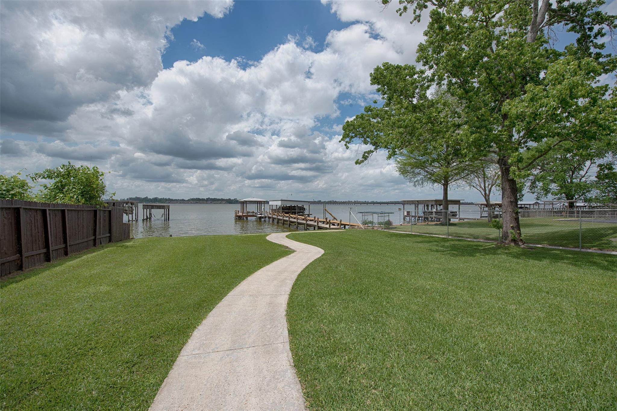 21103 Flaming Arrow Trail