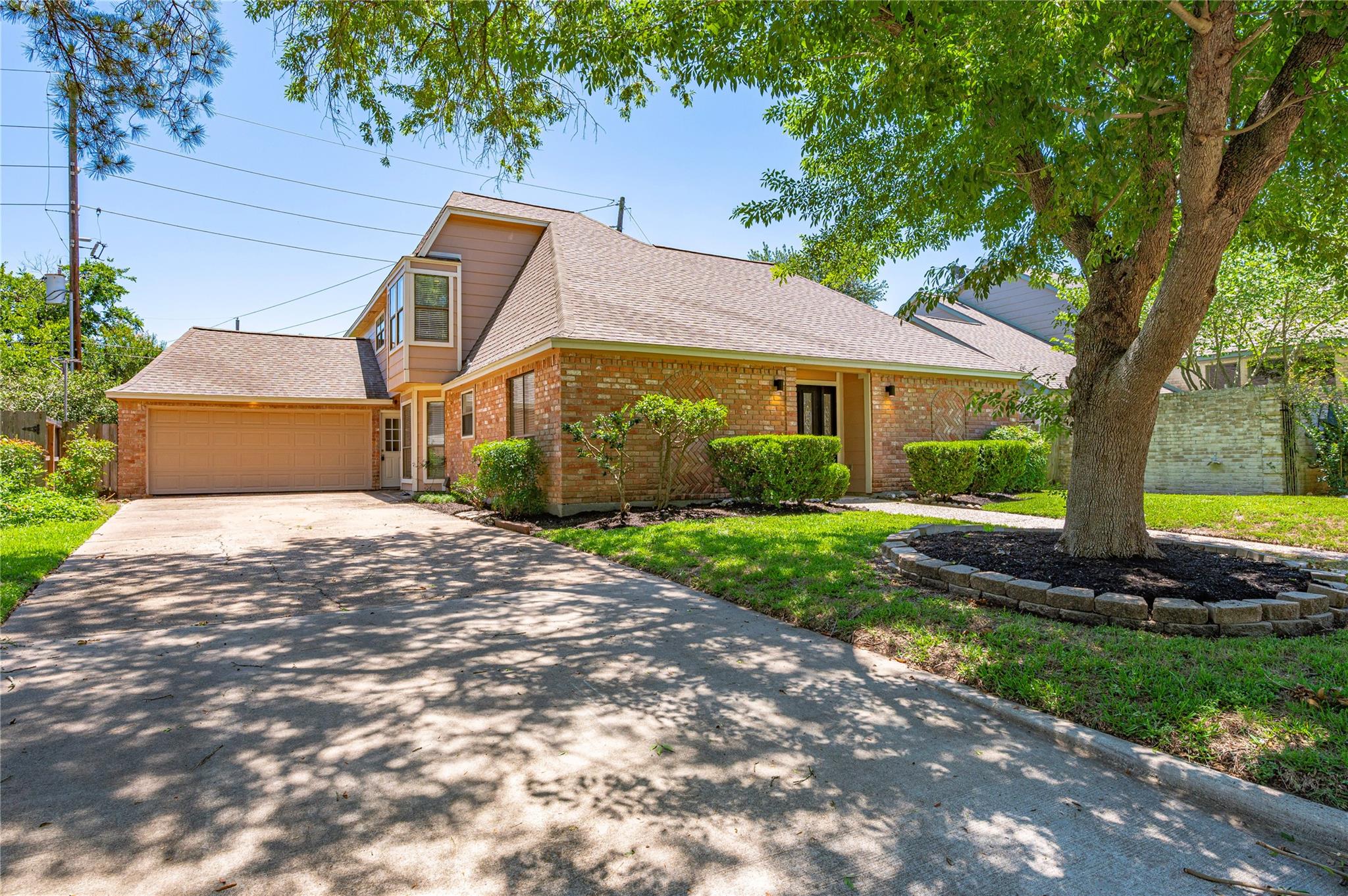 911 Montview Drive