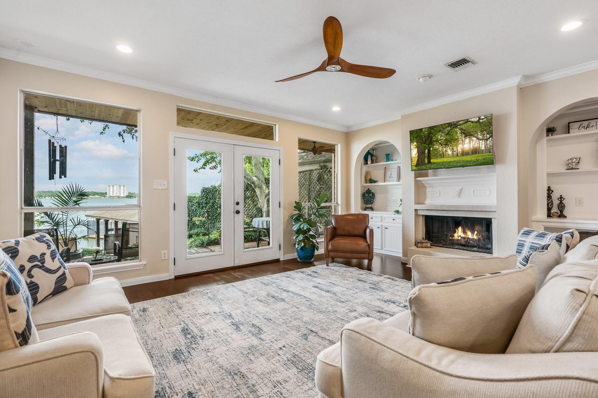 1130 Lake View Drive