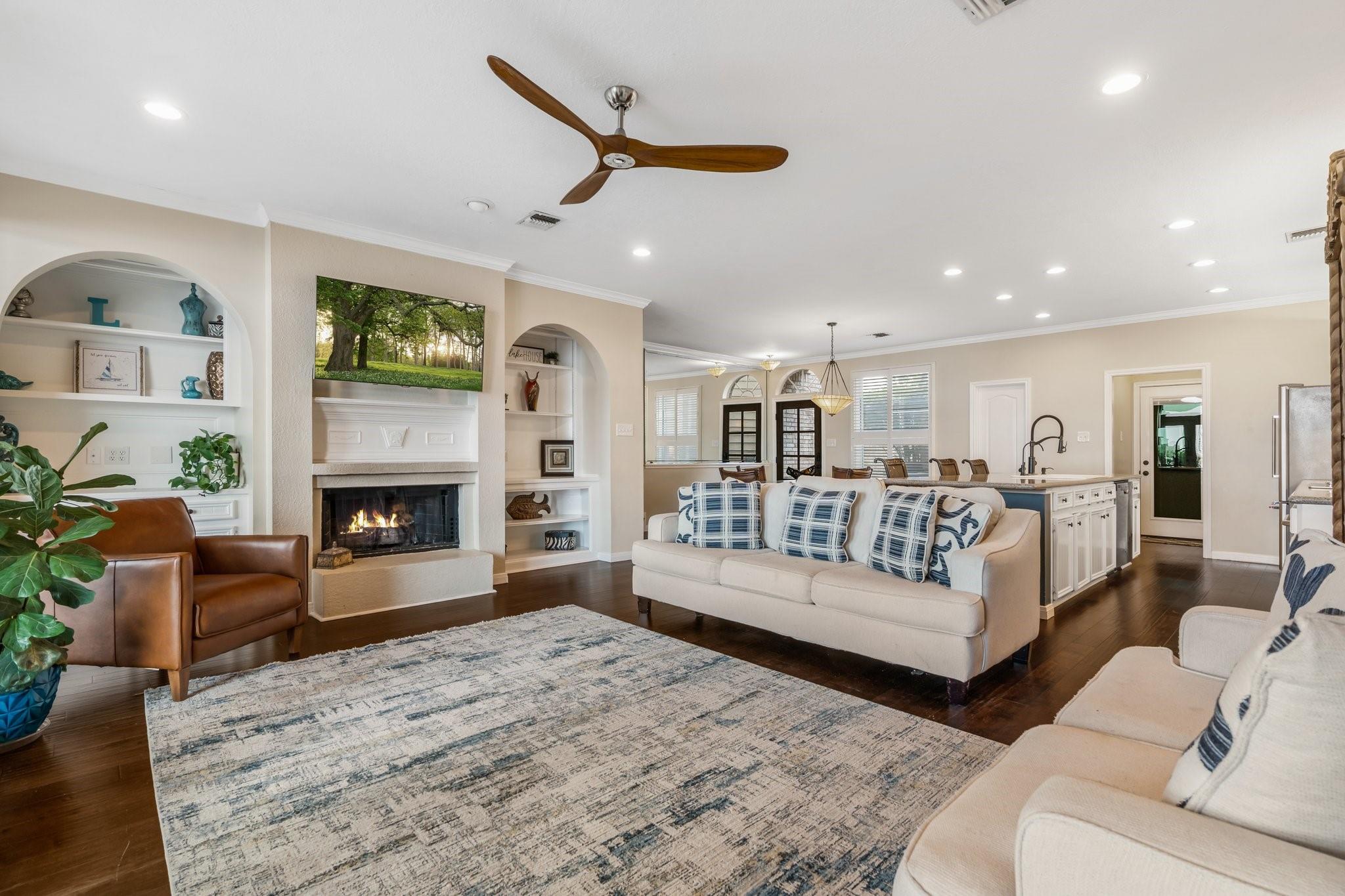 1130 Lake View Drive