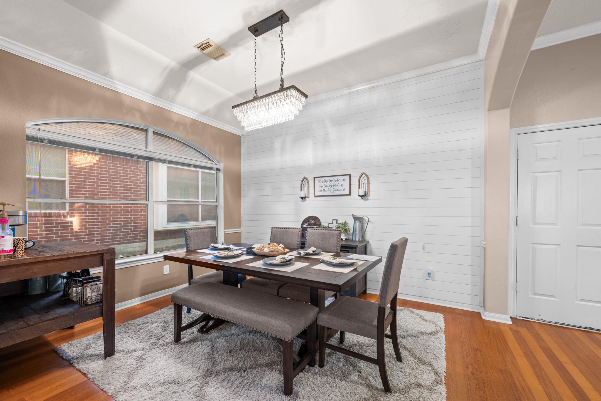 301 Lark Hollow Lane