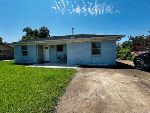 Photo of 1146 Mitchell Road, Houston, TX 77037 (MLS # 72641605)