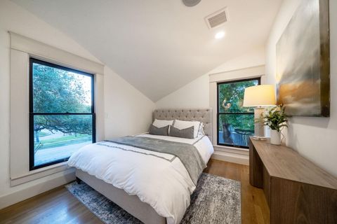 Tiny photo for 1109 Rutland Street, Houston, TX 77008 (MLS # 20432656)