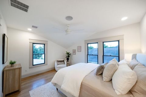 Tiny photo for 1109 Rutland Street, Houston, TX 77008 (MLS # 20432656)