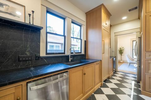 Tiny photo for 1109 Rutland Street, Houston, TX 77008 (MLS # 20432656)