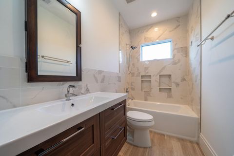 Tiny photo for 1109 Rutland Street, Houston, TX 77008 (MLS # 20432656)