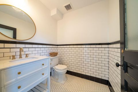 Tiny photo for 1109 Rutland Street, Houston, TX 77008 (MLS # 20432656)