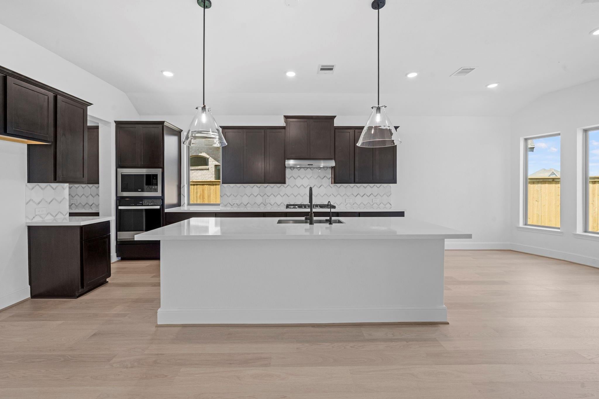 11302 Flowering Plant Way