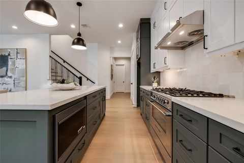 Tiny photo for 5709 Feagan Street, Houston, TX 77007 (MLS # 97394428)