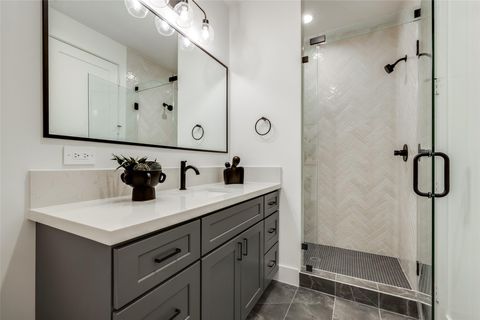 Tiny photo for 5709 Feagan Street, Houston, TX 77007 (MLS # 97394428)