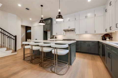 Tiny photo for 5709 Feagan Street, Houston, TX 77007 (MLS # 97394428)