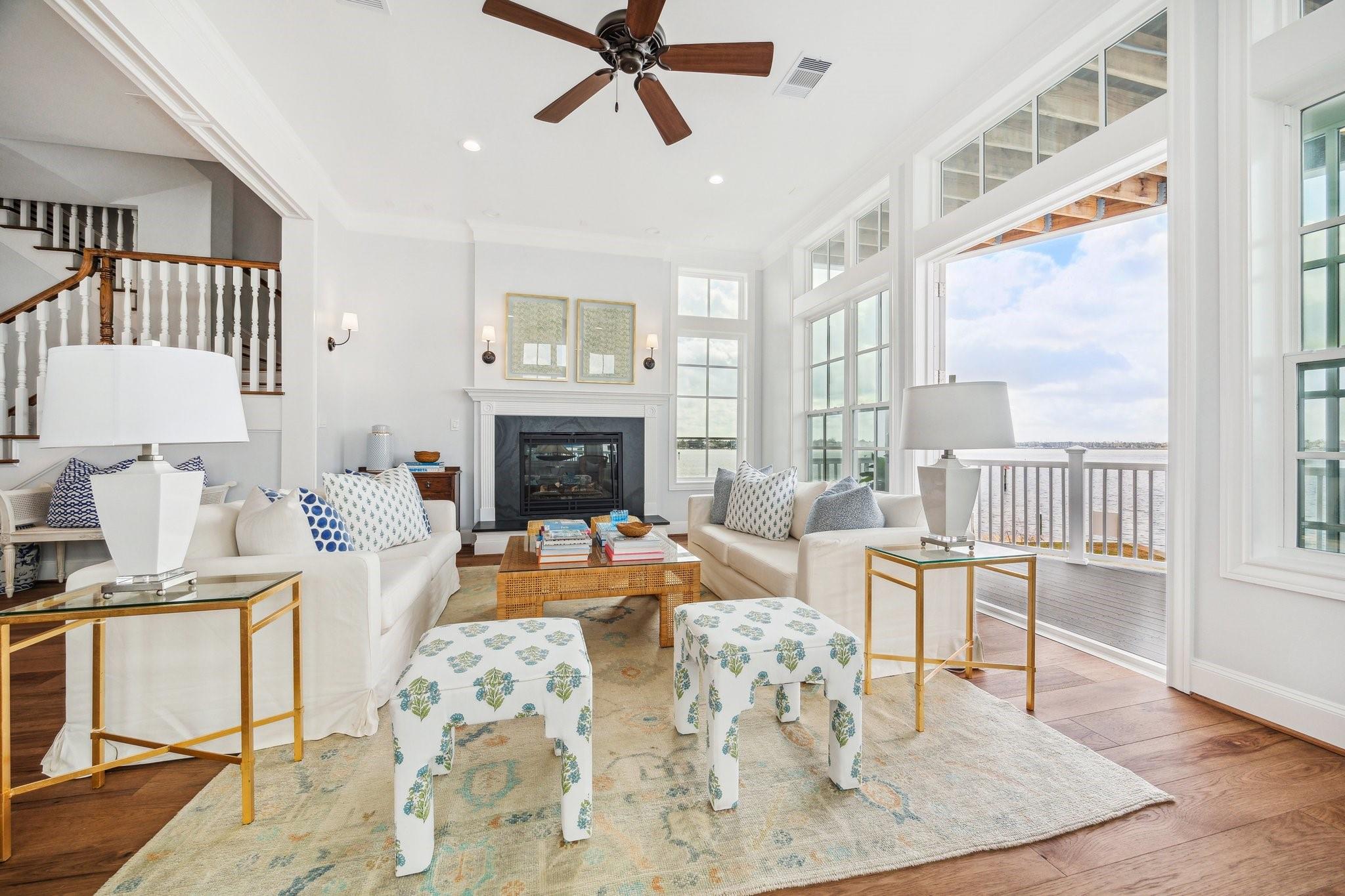 2451 Lakewood Pointe