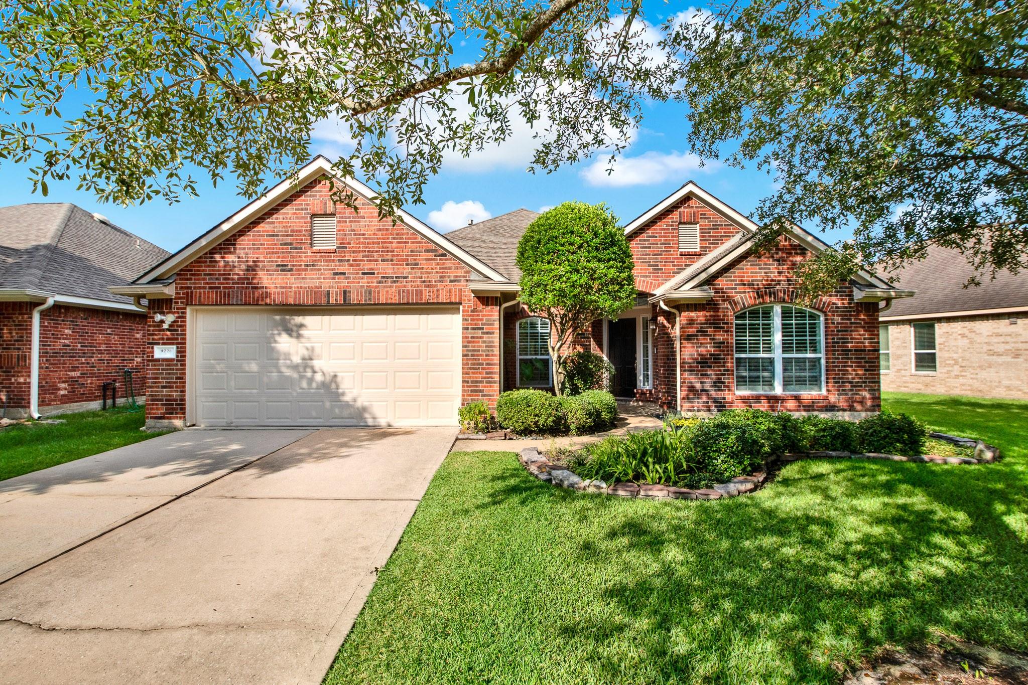 9226 Fernwillow Drive