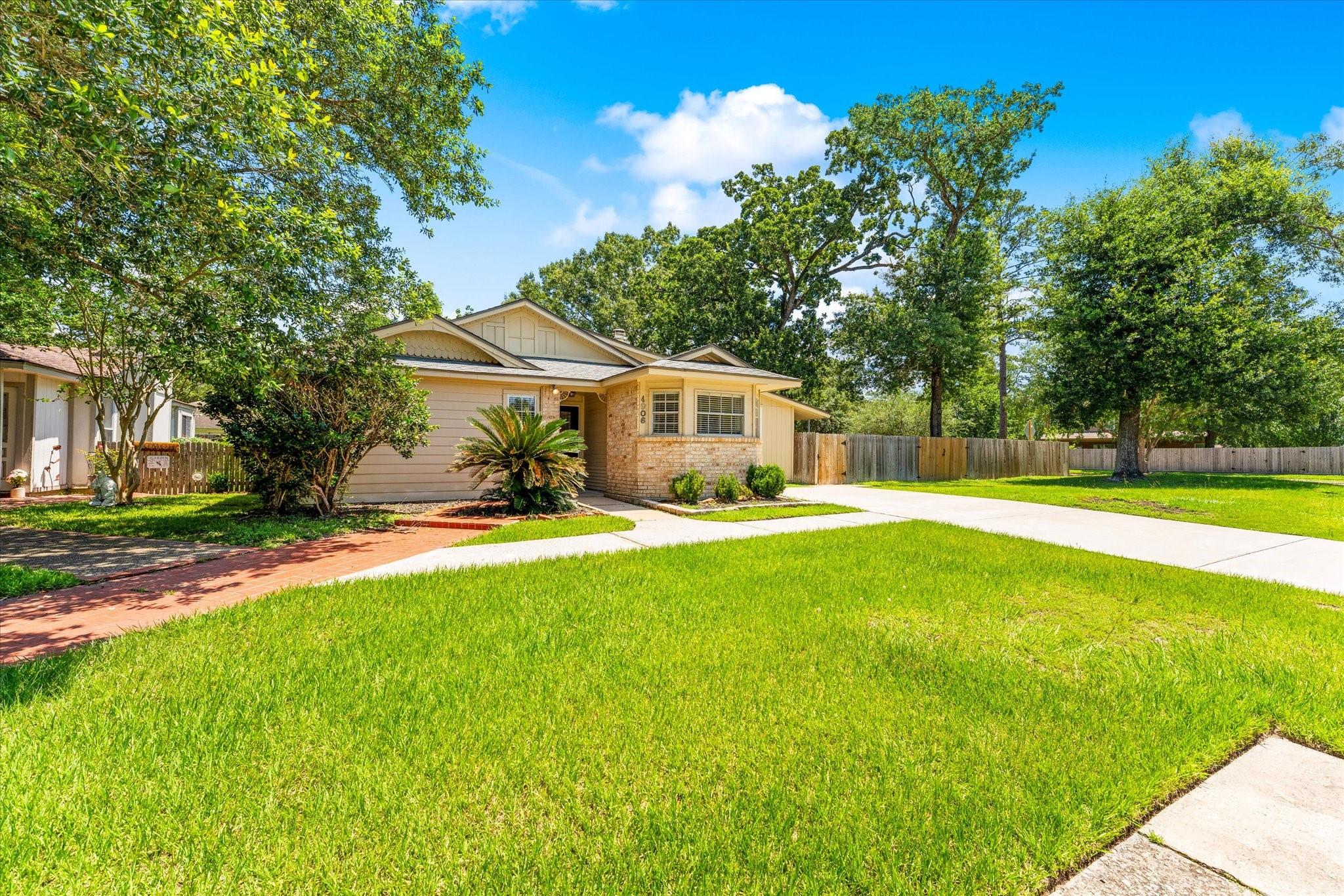 4906 Meadowfox Place