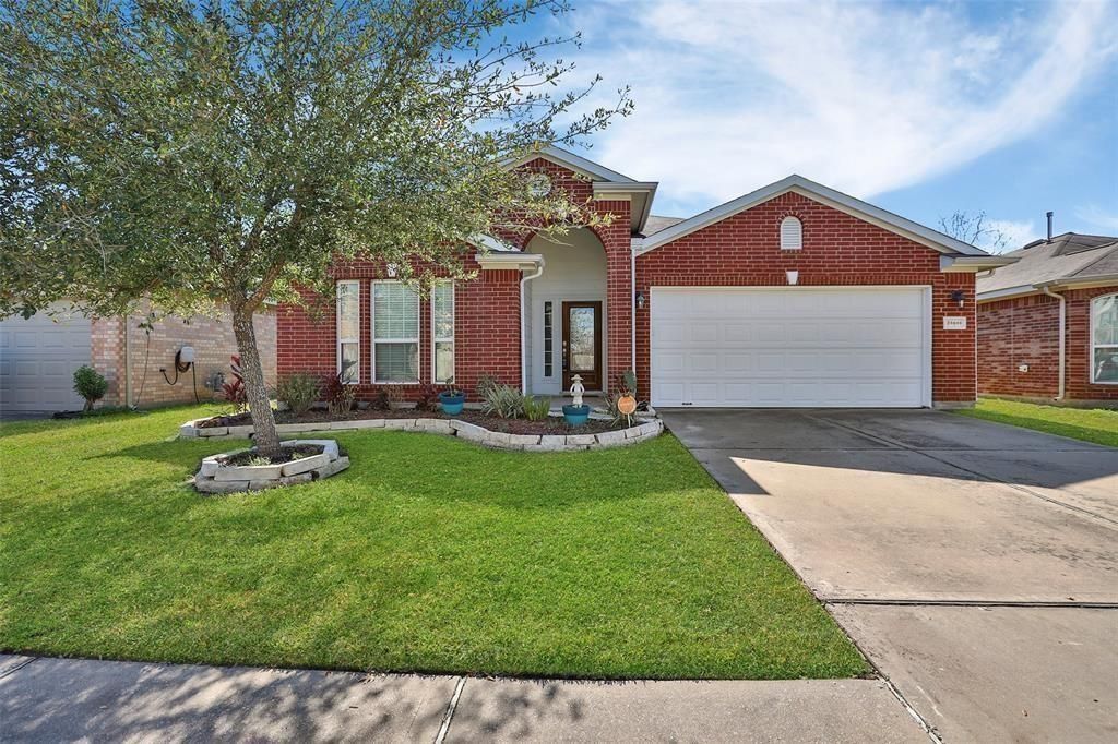 Photo of 21611 Mt Elbrus Way, Katy, TX 77449 (MLS # 62430741)