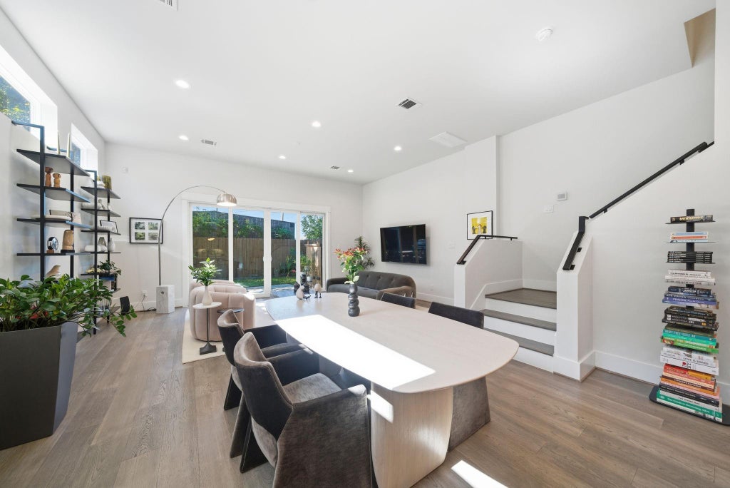 Photo of 1529 Laird Street, Houston, TX 77008 (MLS # 77976004)