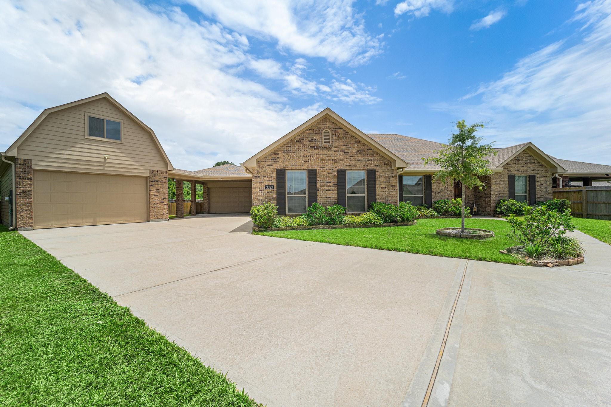 3323 Patagonia Street