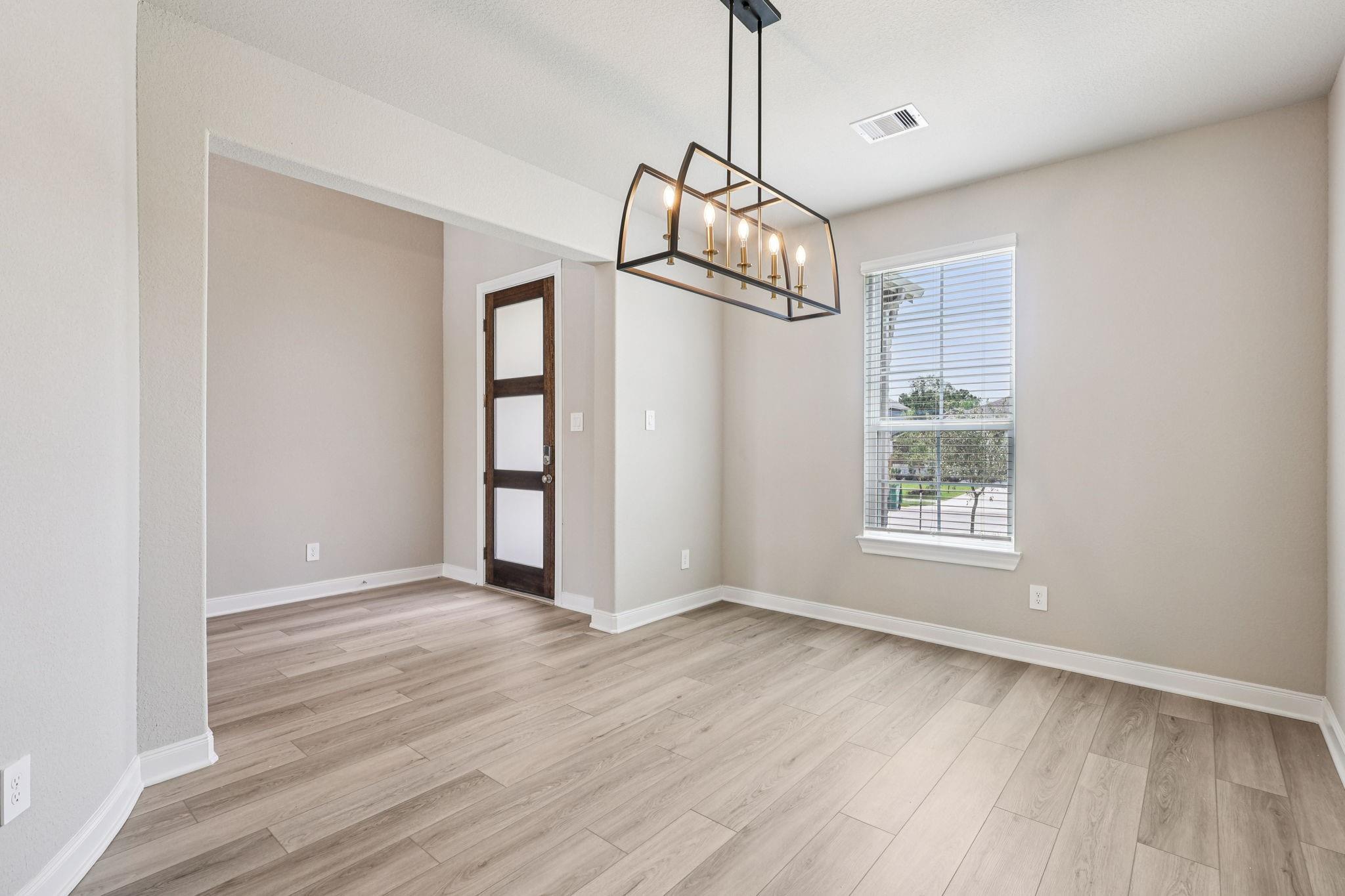 5237 Autumn Hills Trail