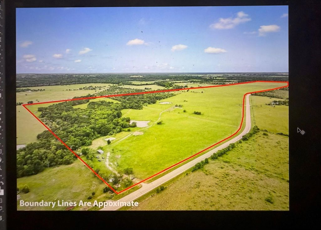 Photo of 3932 Fm 1245, Groesbeck, TX 76642 (MLS # 39921089)