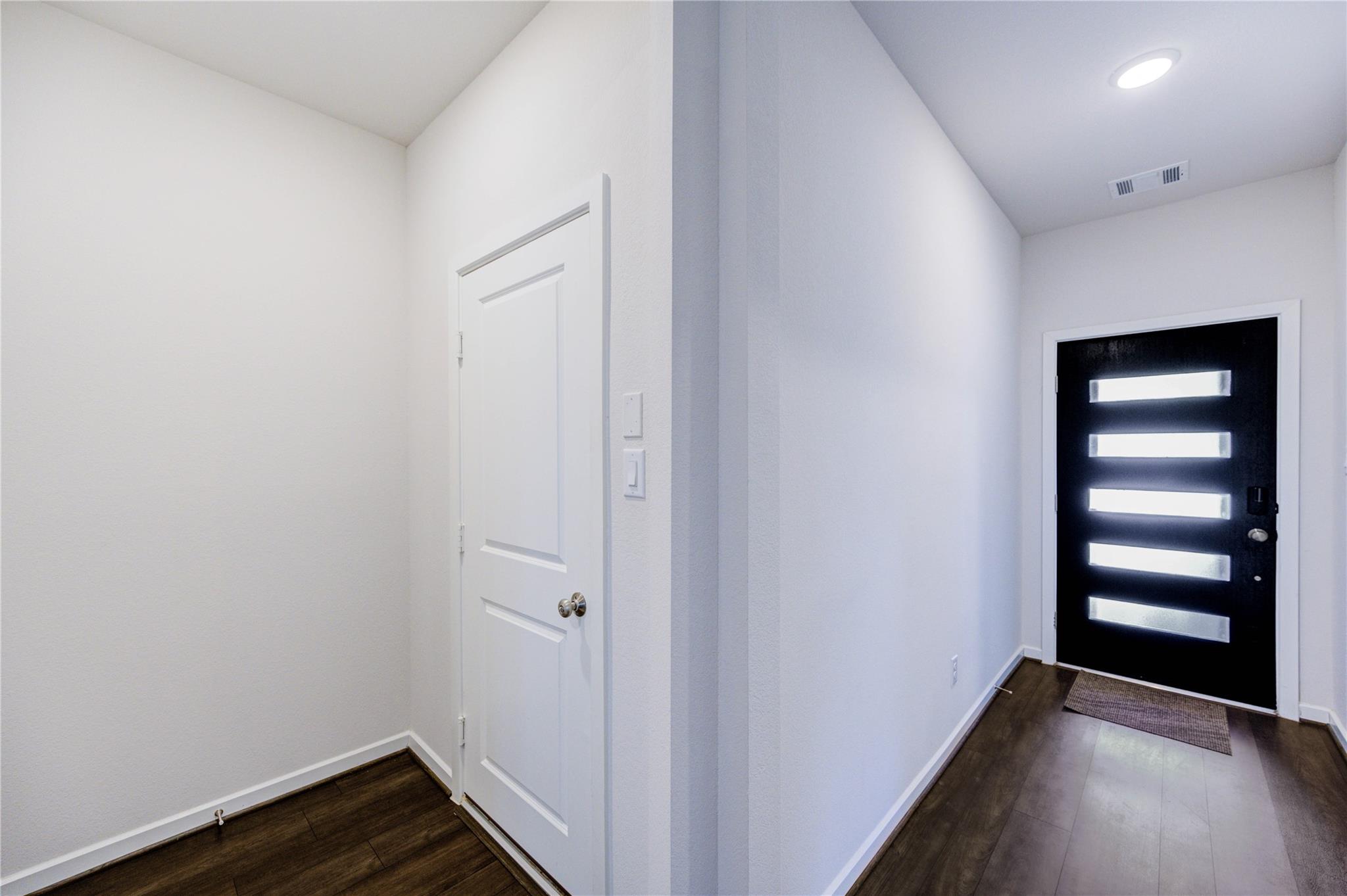 7806 Wyndham Harbor Court