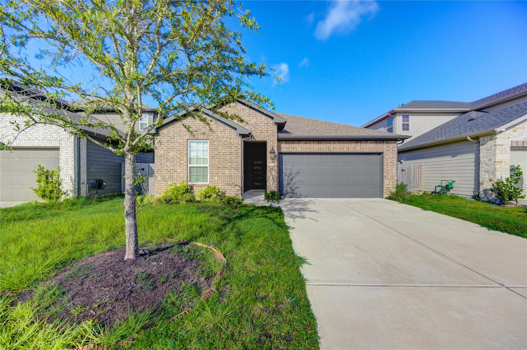 7806 Wyndham Harbor Court
