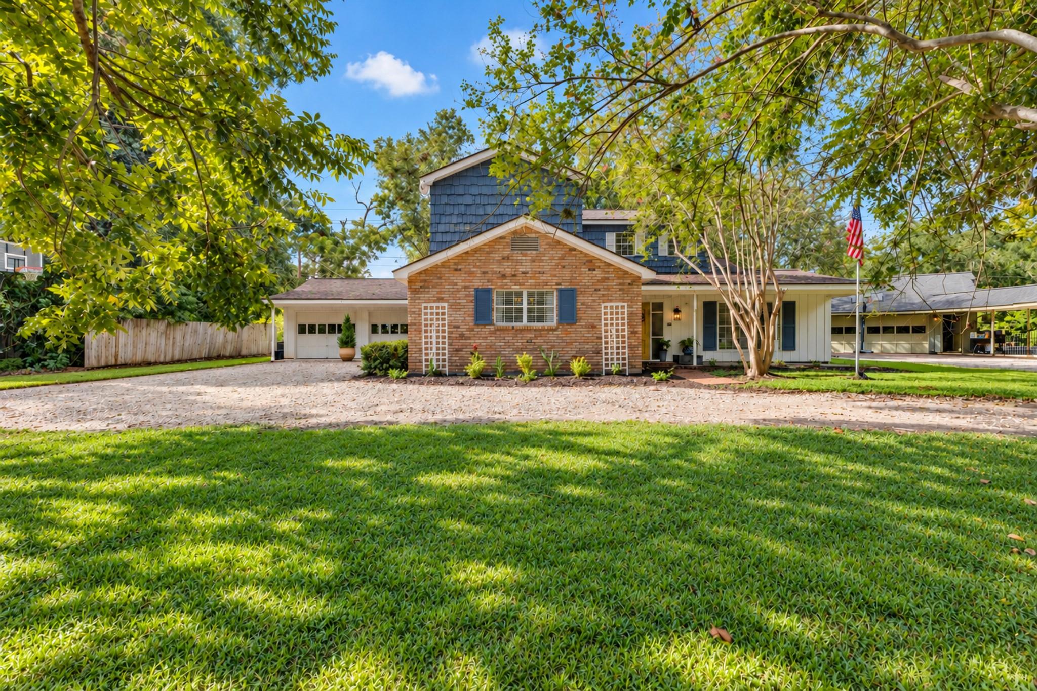 524 Oak Drive