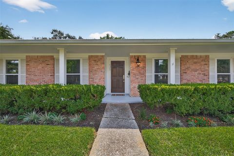 Photo of 9327 Meadowcroft Drive, Houston, TX 77063 (MLS # 93470102)