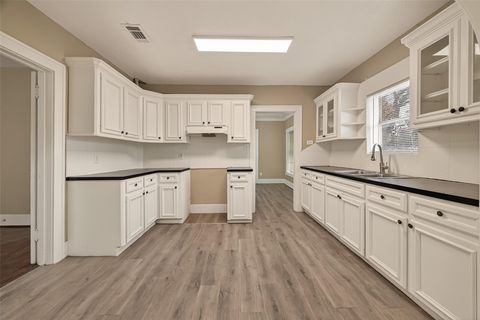 Tiny photo for 6807 Avenue E, Houston, TX 77011 (MLS # 40309458)