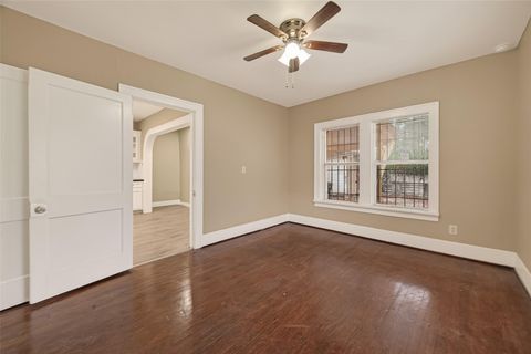Tiny photo for 6807 Avenue E, Houston, TX 77011 (MLS # 40309458)