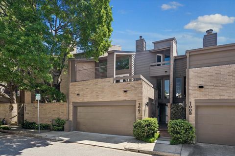 Photo of 1007 Barkdull Street #4, Houston, TX 77006 (MLS # 70828852)