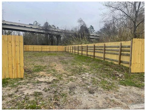 Vacant Land For Sale - 5050 Neches Street<br/> Houston, TX 77026
