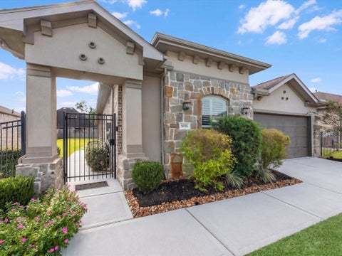 Photo of 5035 Robin Park Court, Porter, TX 77365 (MLS # 76145947)