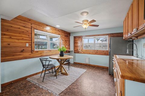 Tiny photo for 557 Pompano Street, Bayou Vista, TX 77563 (MLS # 91989133)