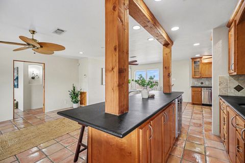 Tiny photo for 557 Pompano Street, Bayou Vista, TX 77563 (MLS # 91989133)