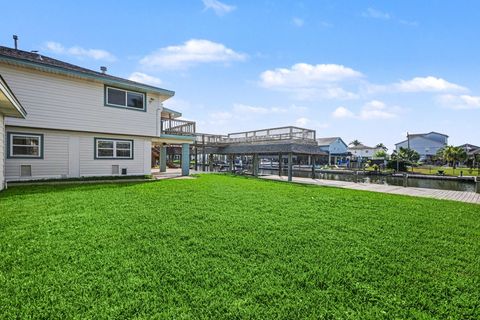 Tiny photo for 557 Pompano Street, Bayou Vista, TX 77563 (MLS # 91989133)